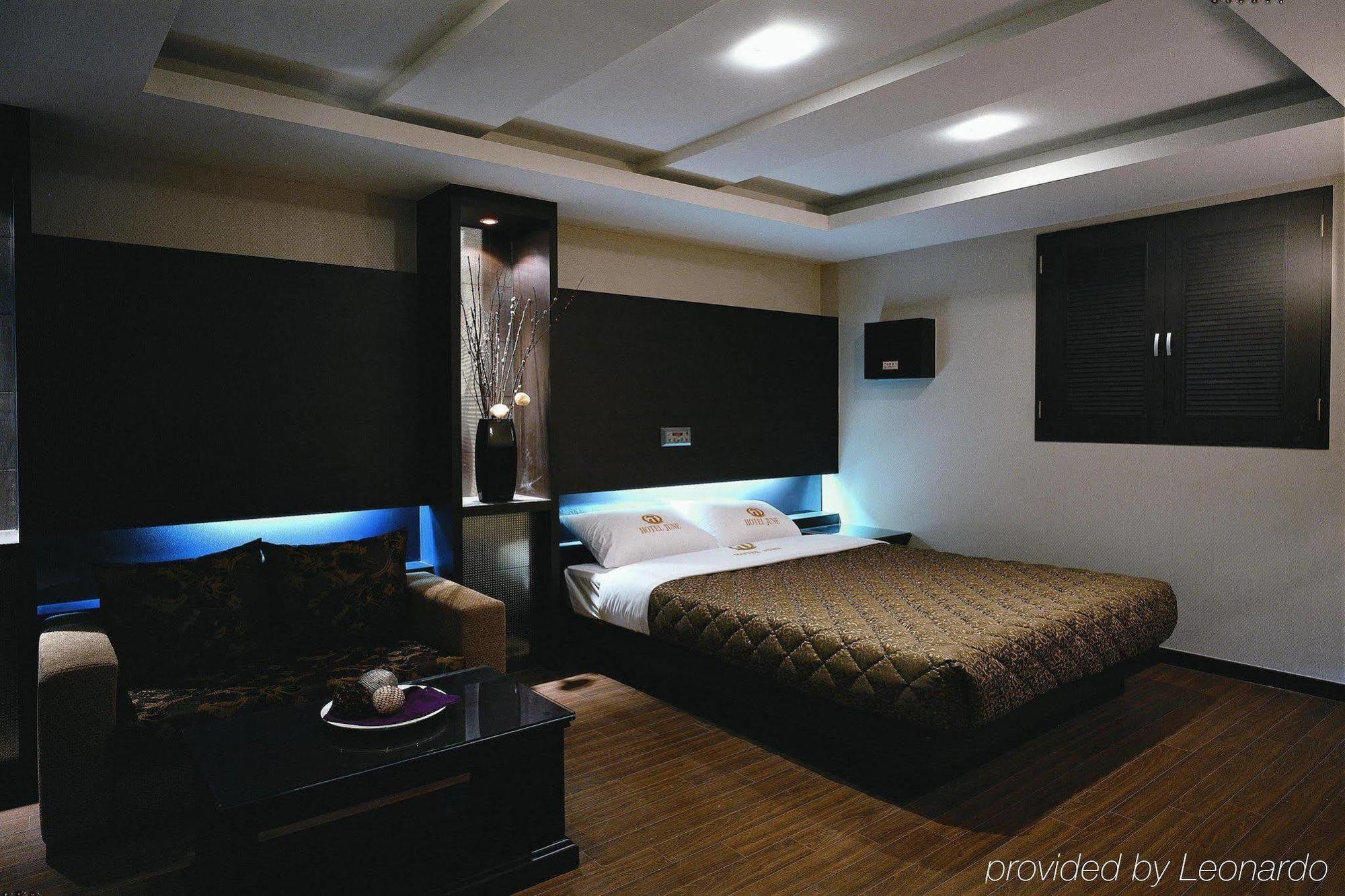 Incheon Airport Hotel June Quarto foto